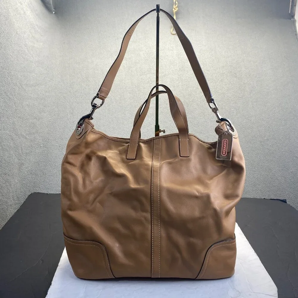Authentic COACH 28915 Hadley Leather Duffle,Shoulder Bag - Picture 13 of 16